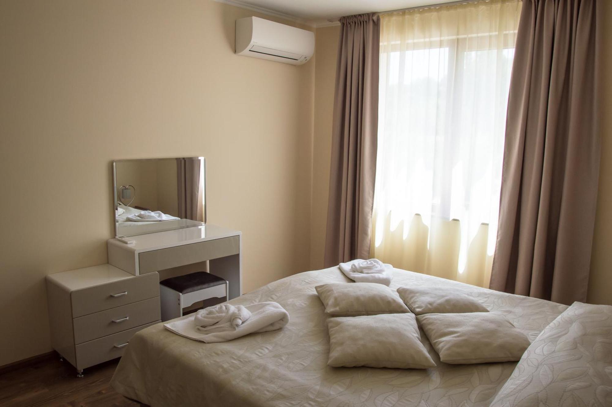 Long Beach Resort Shkorpilovtsi Rum bild